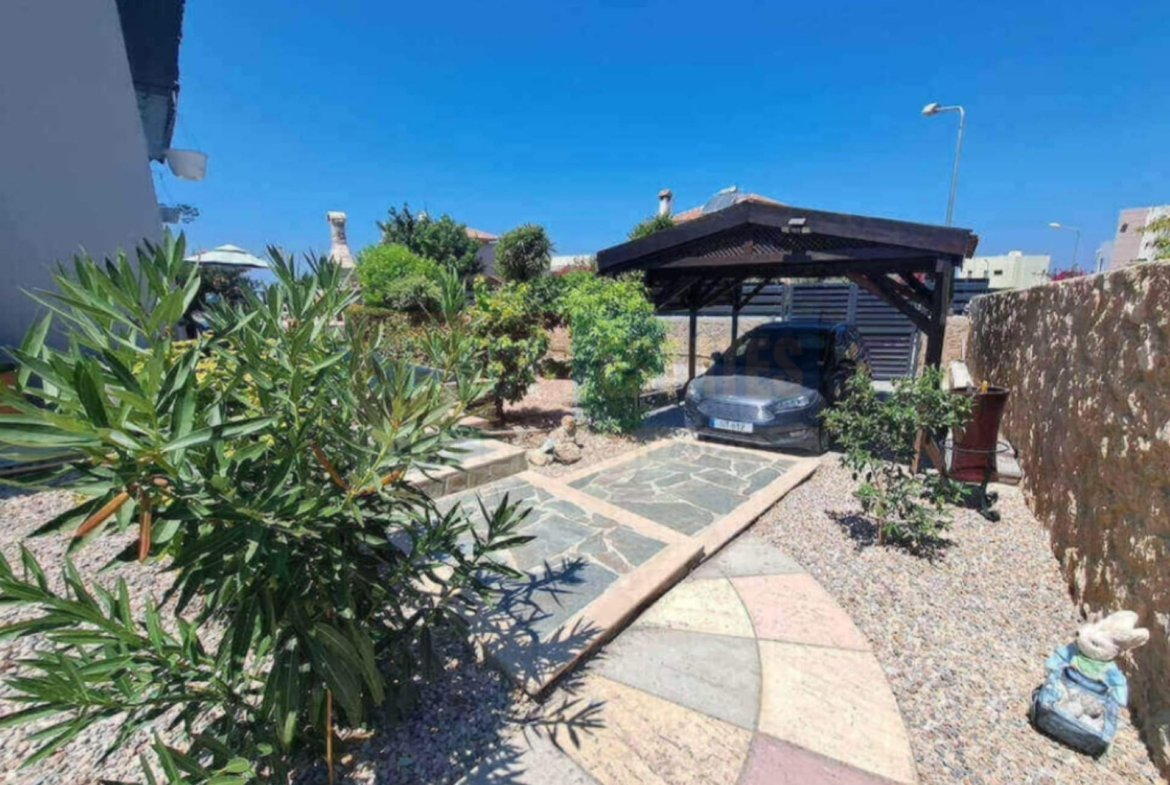 Luxury Villa with Pool with amazing views – North Cyprus