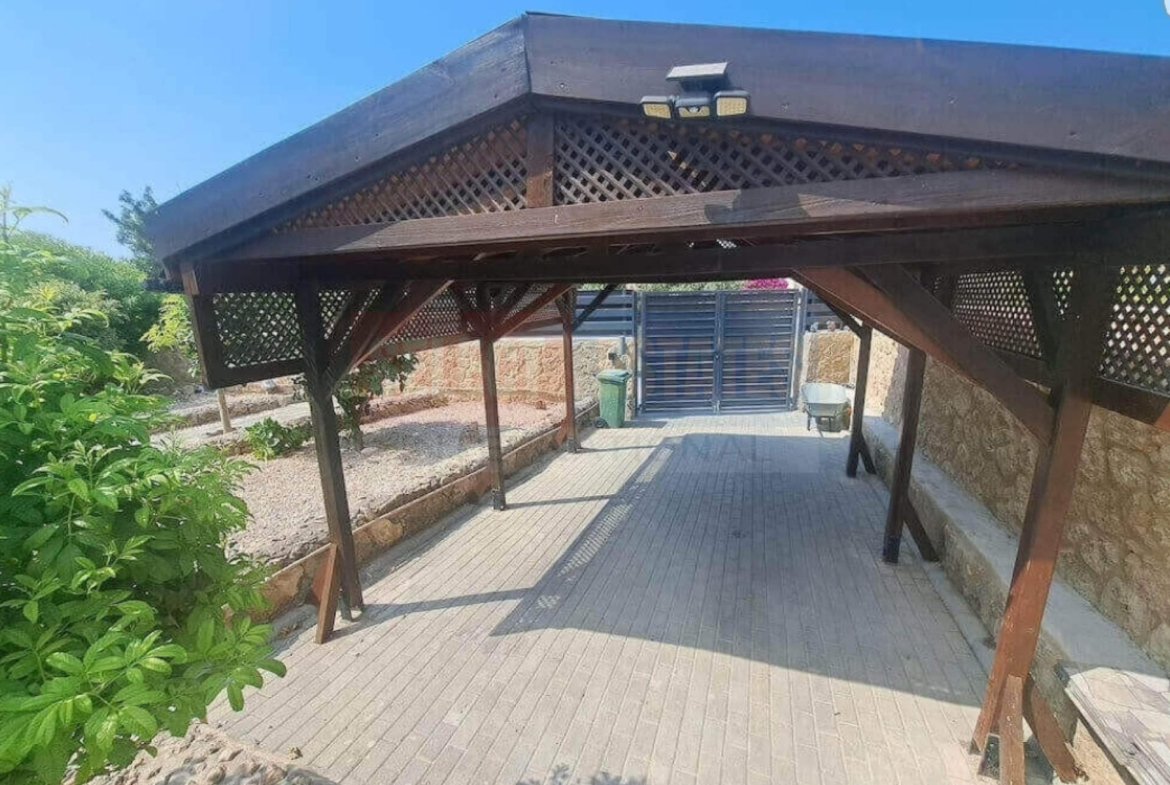 Luxury Villa with Pool with amazing views – North Cyprus