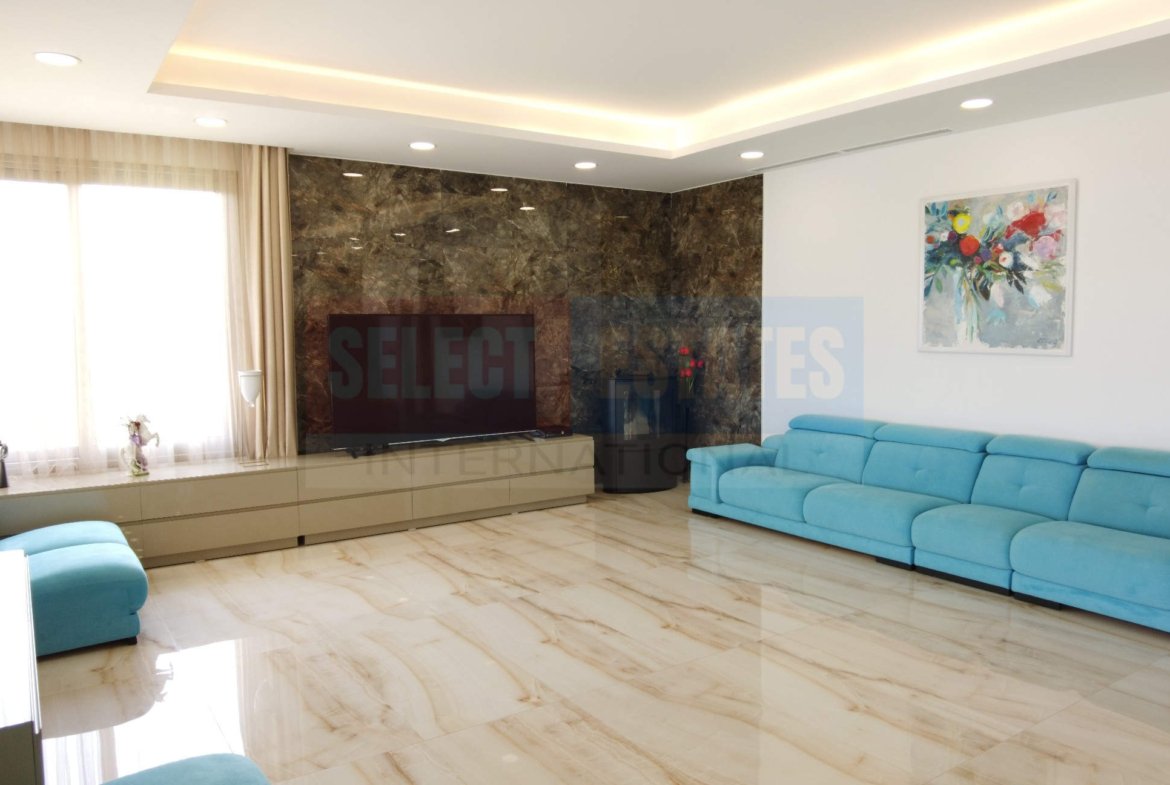 Beach front luxury villa