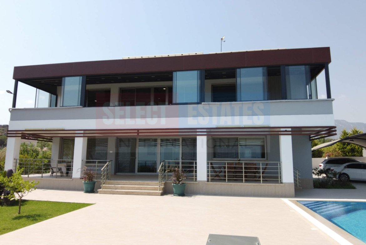 Beach front luxury villa