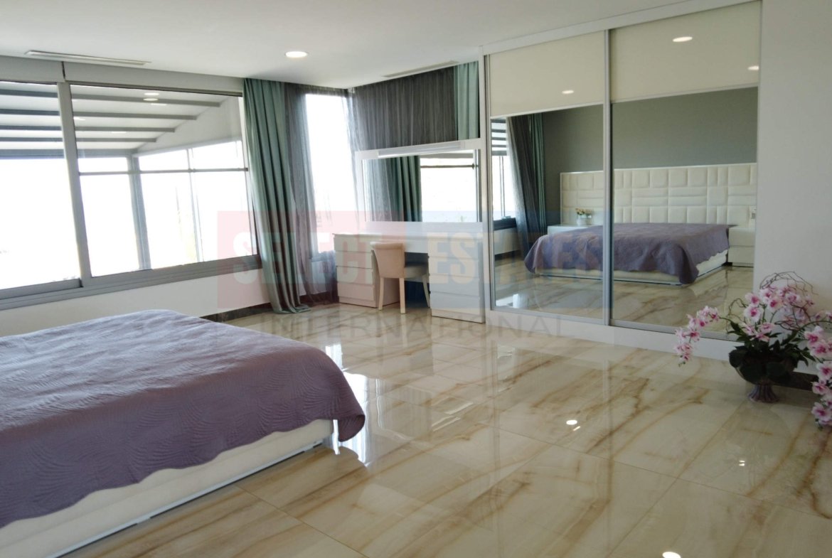 Beach front luxury villa