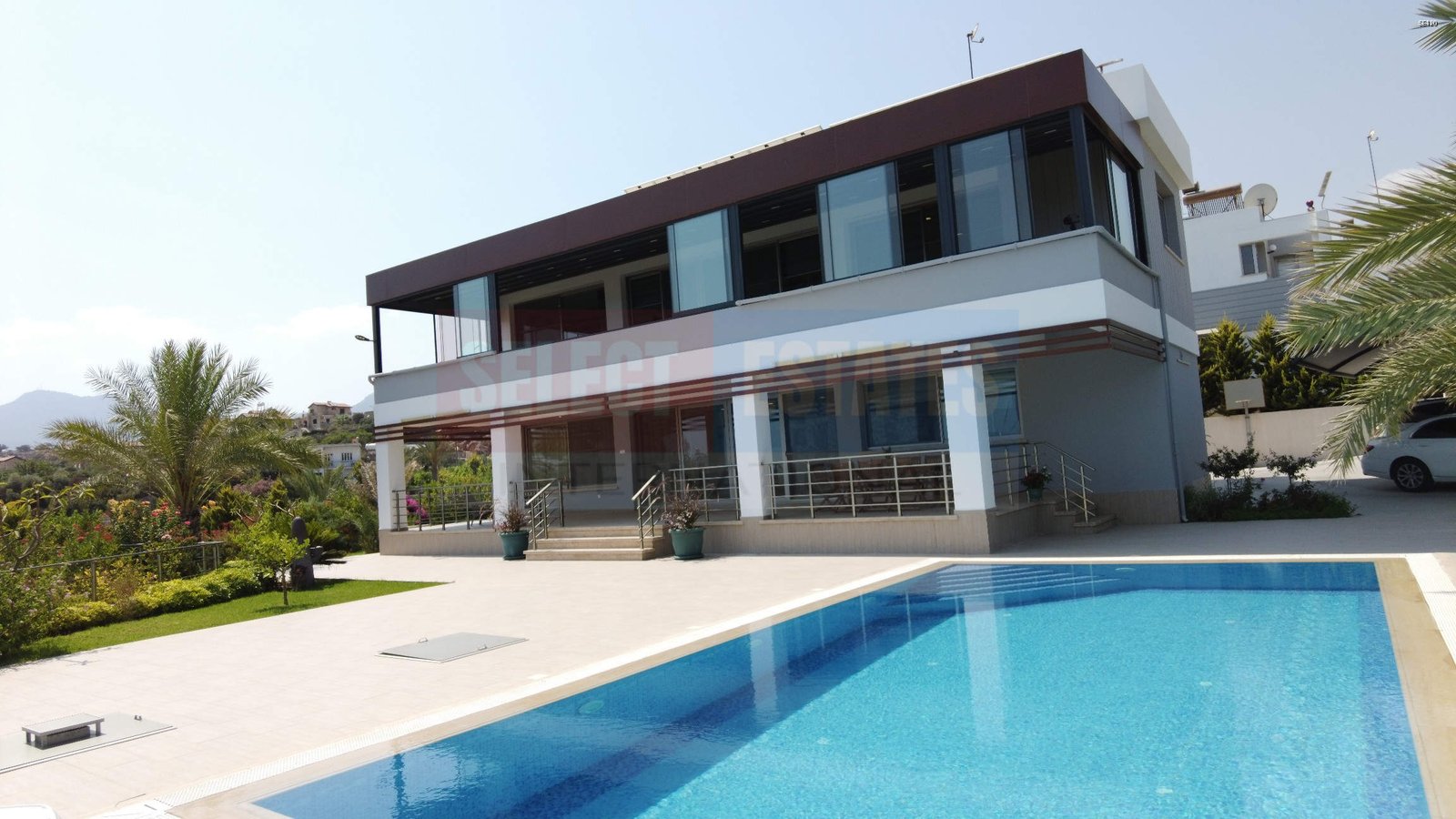 Beach front luxury villa