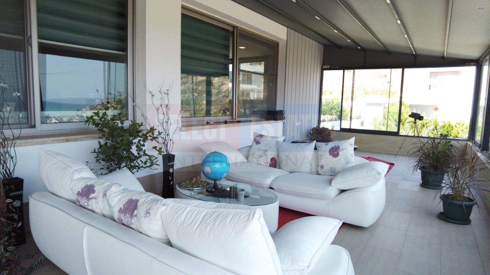 Beach front luxury villa