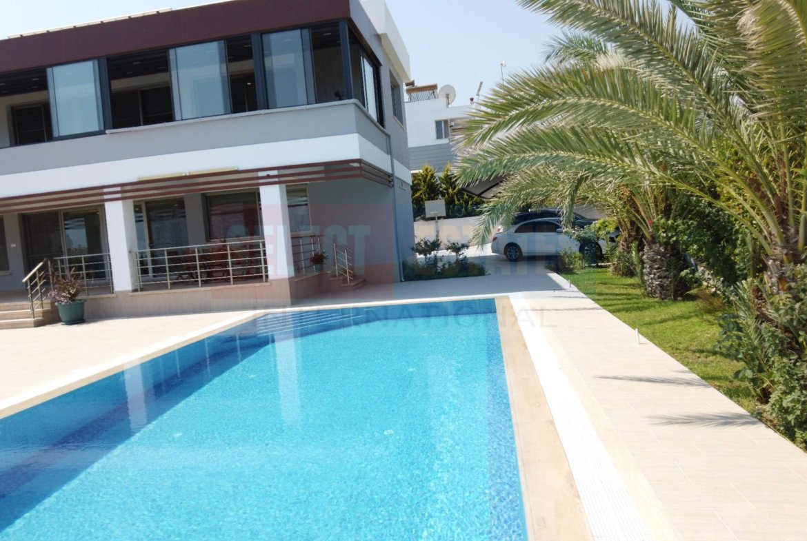 Beach front luxury villa