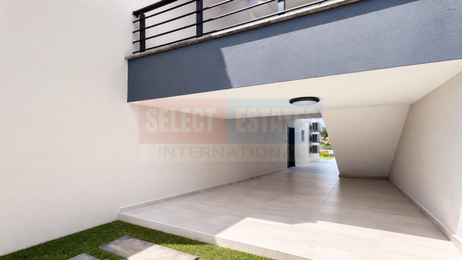 Furnished Luxury Villa For Rent