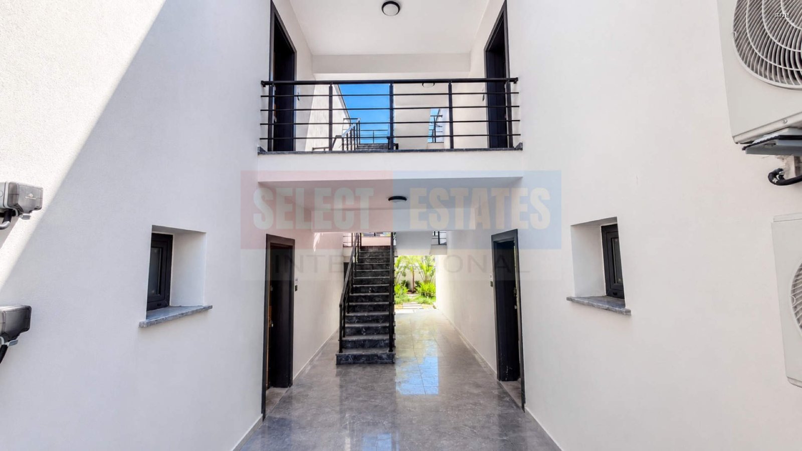 Furnished Luxury Villa For Rent
