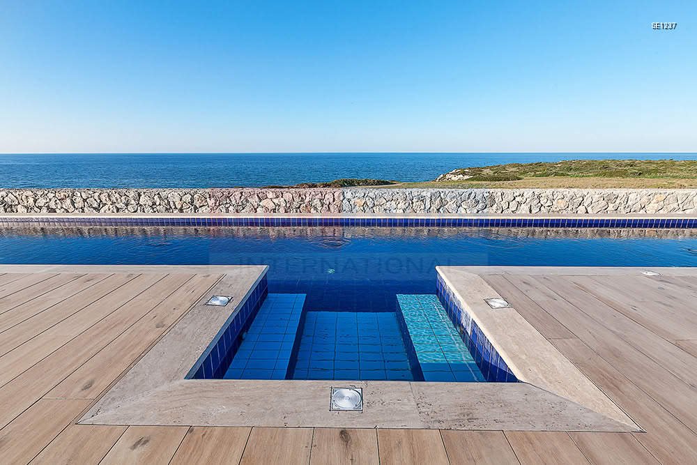 Luxury Modern Villa in Bahçeli