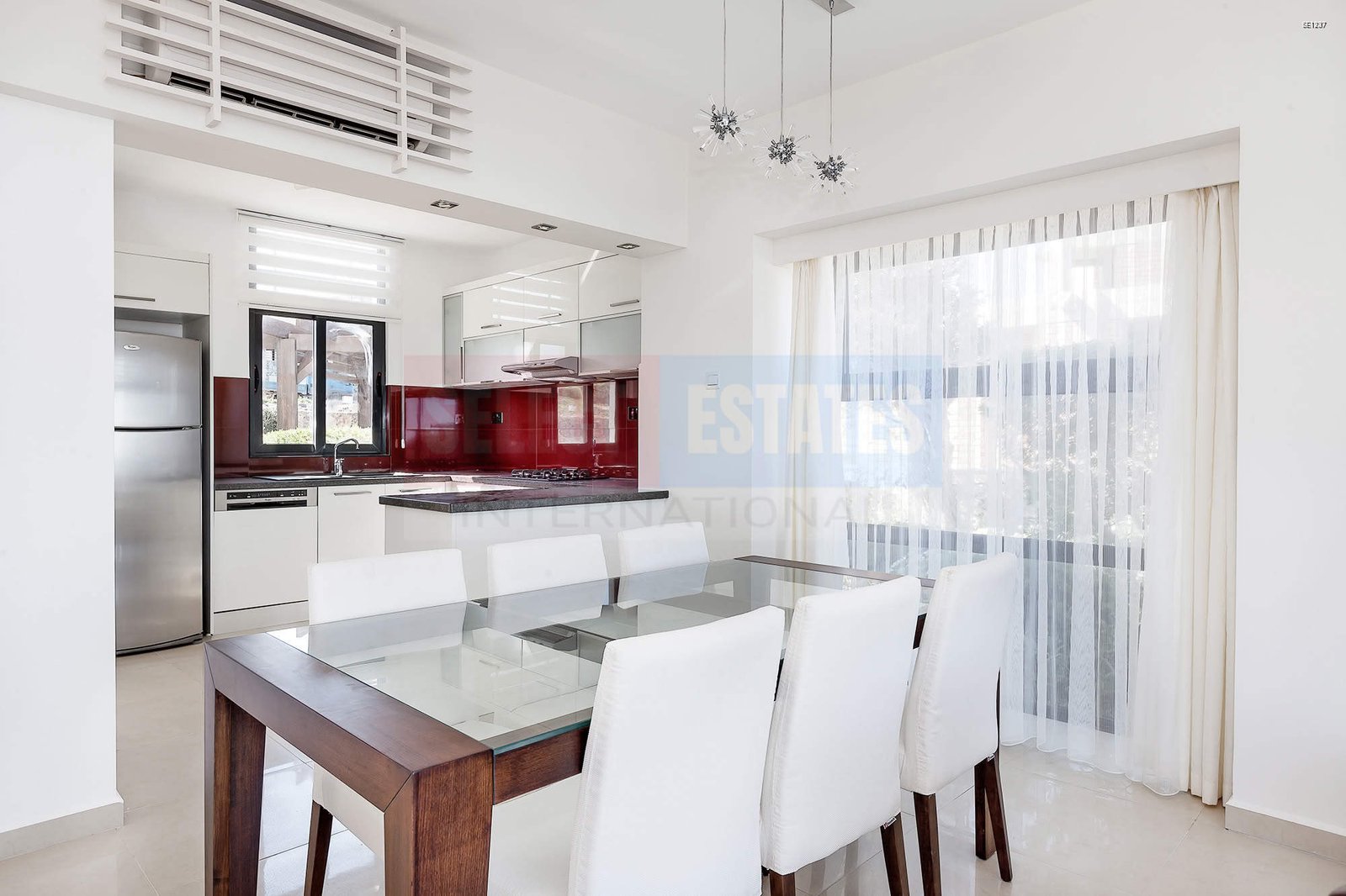 Luxury Modern Villa in Bahçeli