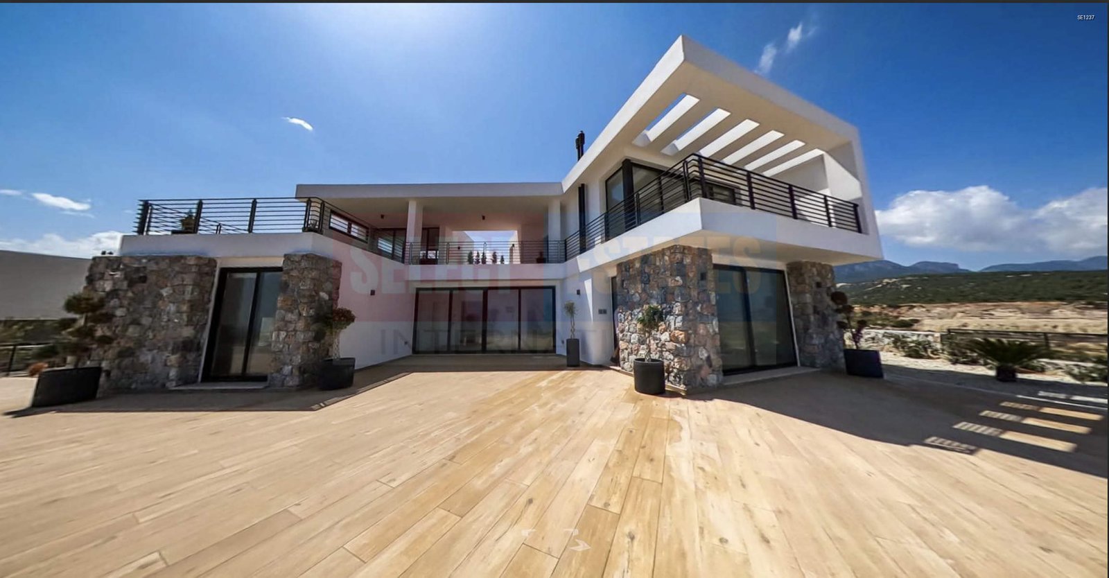 Luxury Modern Villa in Bahçeli