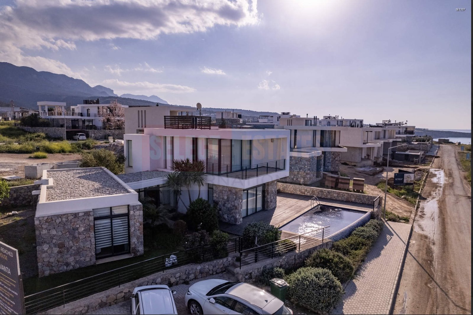 Luxury Modern Villa in Bahçeli