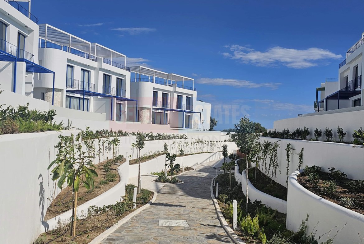 Lapta Irina Living Garden Apartment