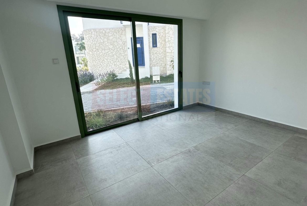 Lapta Irina Living Garden Apartment