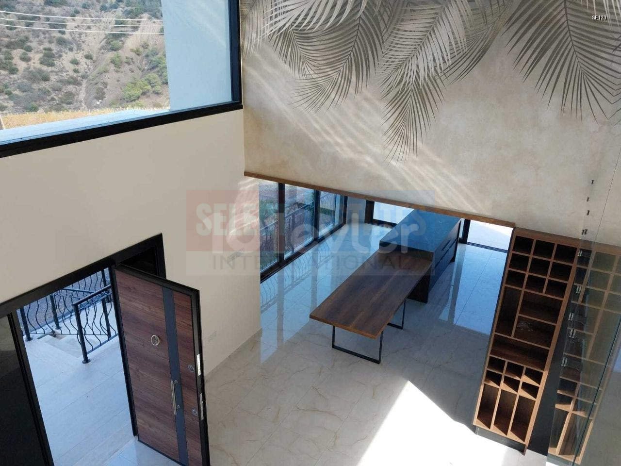 Luxury Villa with Vineyard Views and Infinity Pool in Ilgaz