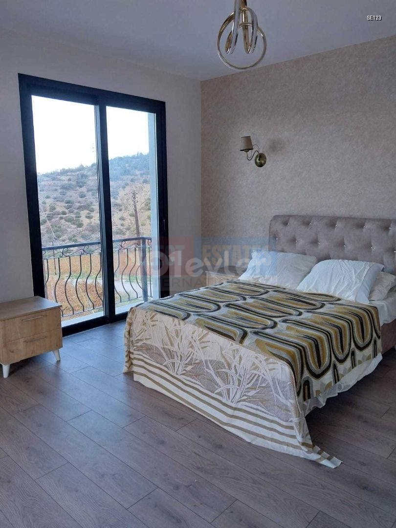 SE123_007 Luxury Villa with Vineyard Views and Infinity Pool in Ilgaz