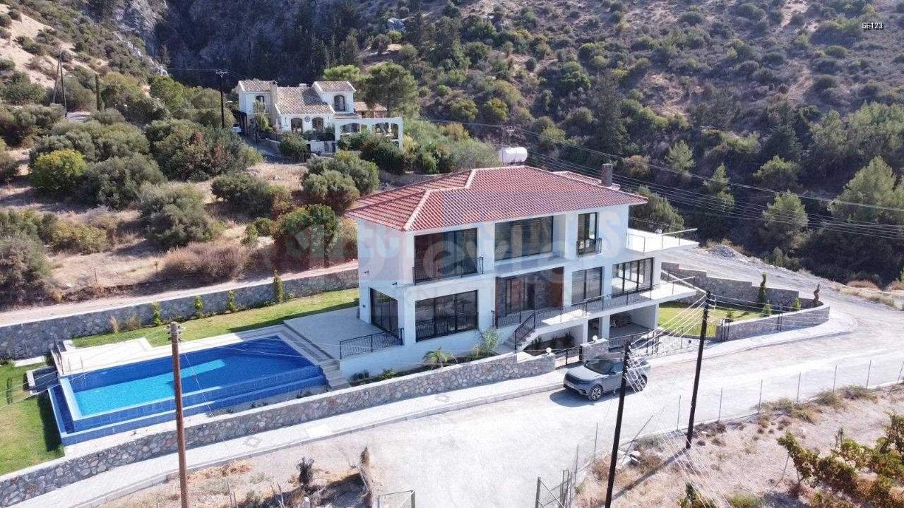SE123_020 Luxury Villa with Vineyard Views and Infinity Pool in Ilgaz