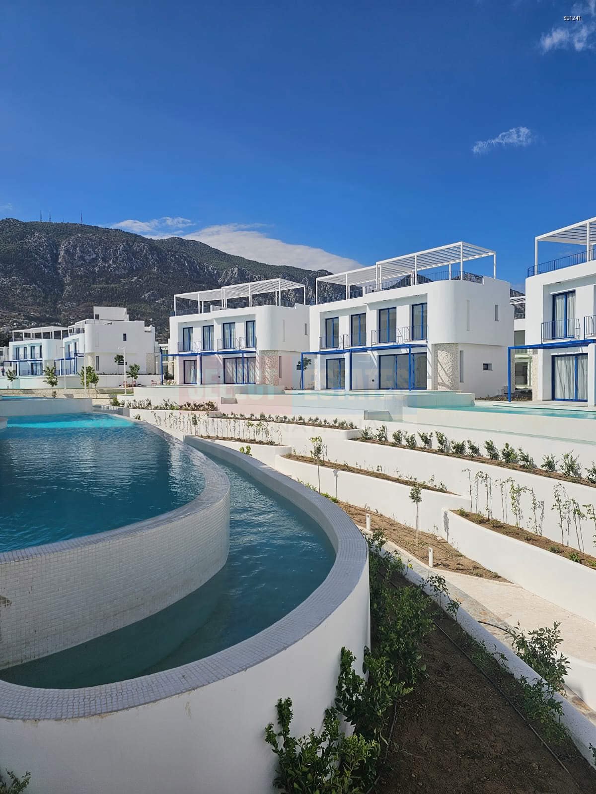 Lapta Irina Living Villa with Pool