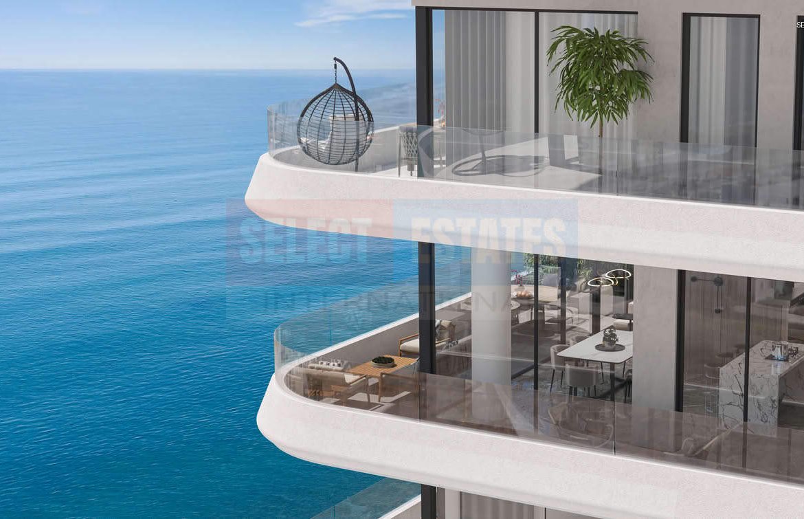 Luxury Sea Life on the West Coast