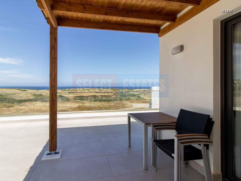 Modern Seaside Villa in Küçük Erenköy Famagusta