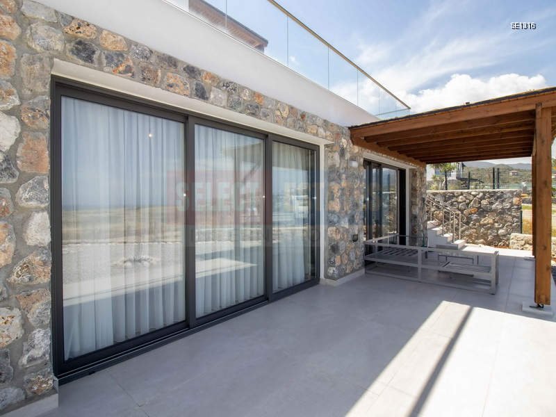Modern Seaside Villa in Küçük Erenköy Famagusta