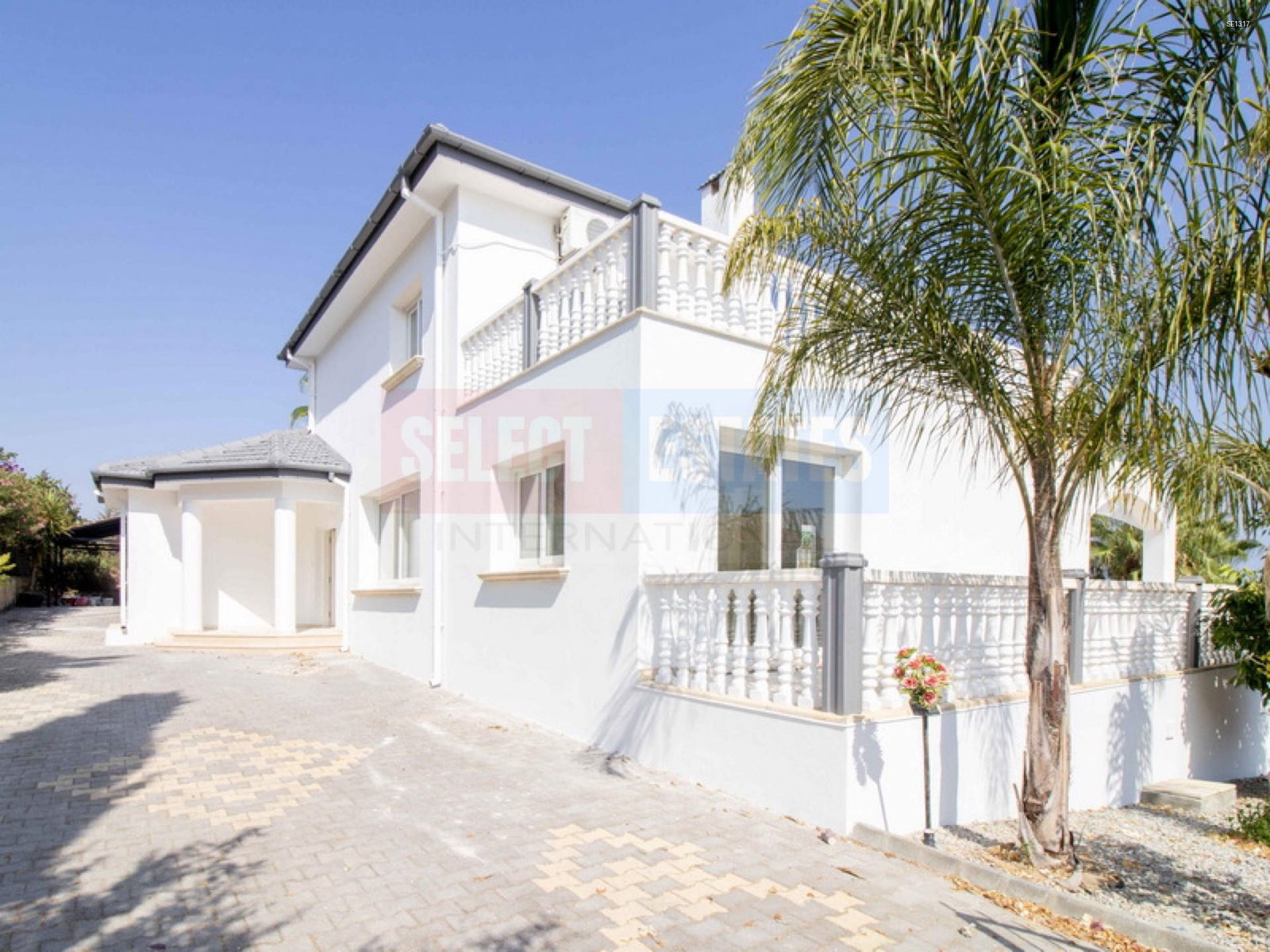 SE1317_003 Luxury Villa with Pool in Bellapais, Northern Cyprus