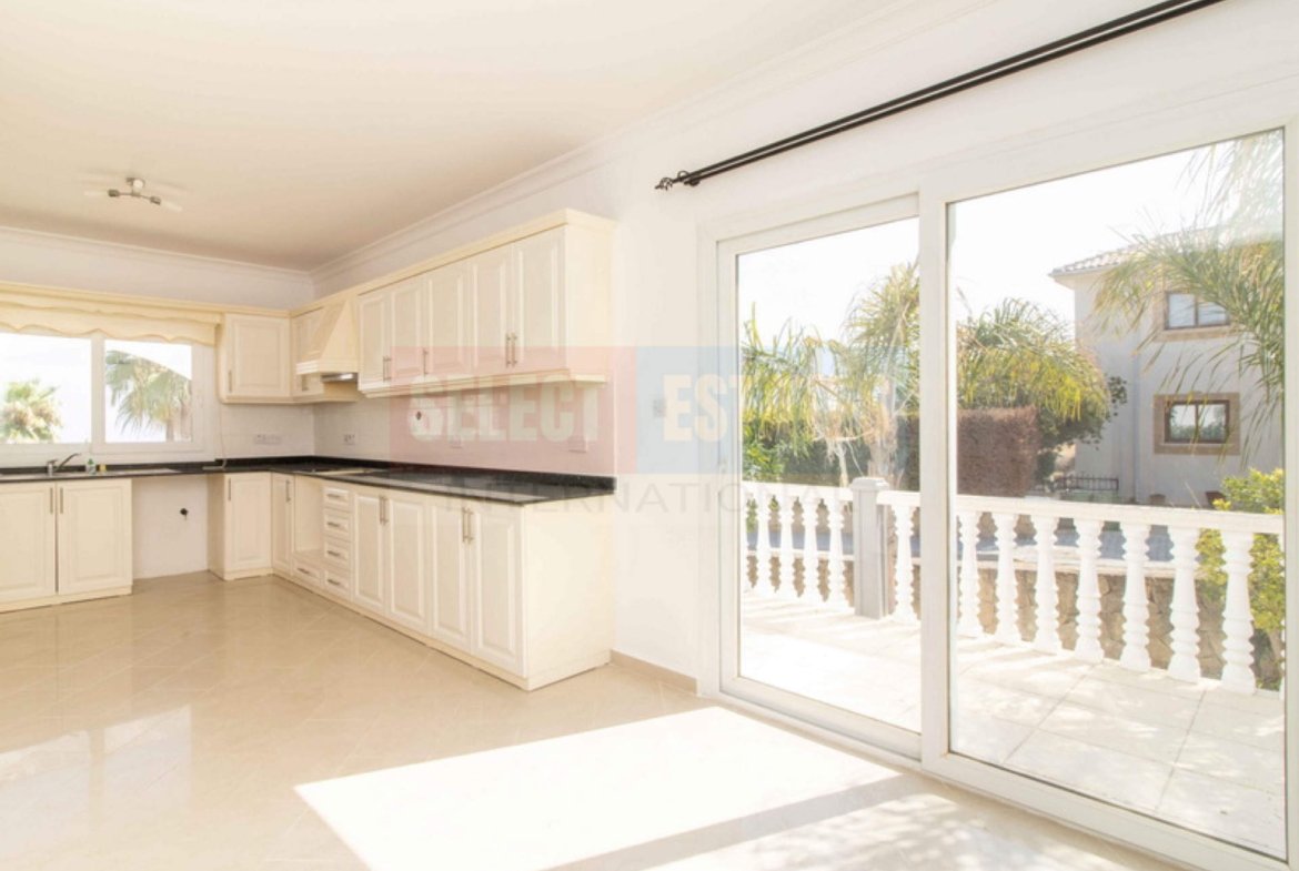 Luxury Villa with Pool in Bellapais, Northern Cyprus