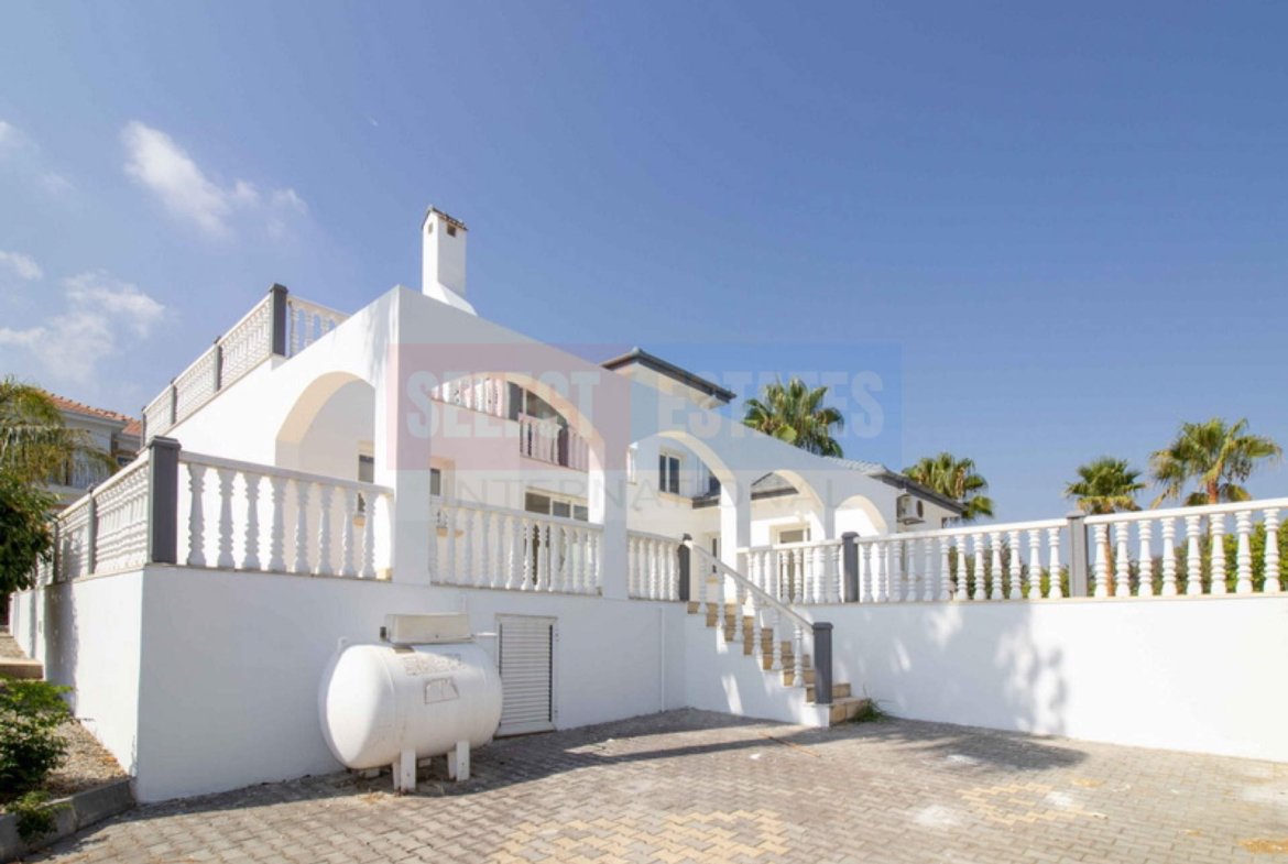 Luxury Villa with Pool in Bellapais, Northern Cyprus
