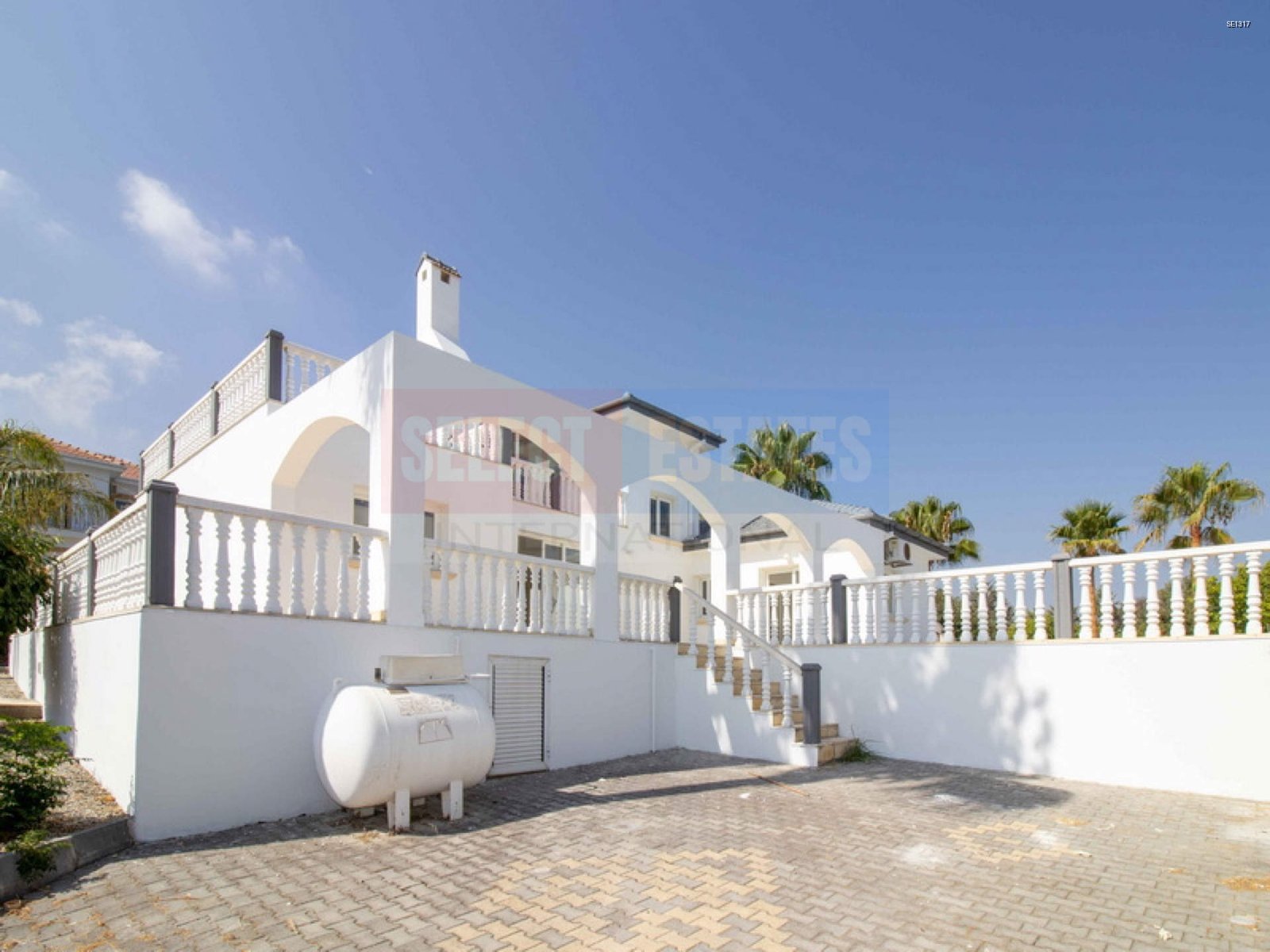 SE1317_027 Luxury Villa with Pool in Bellapais, Northern Cyprus