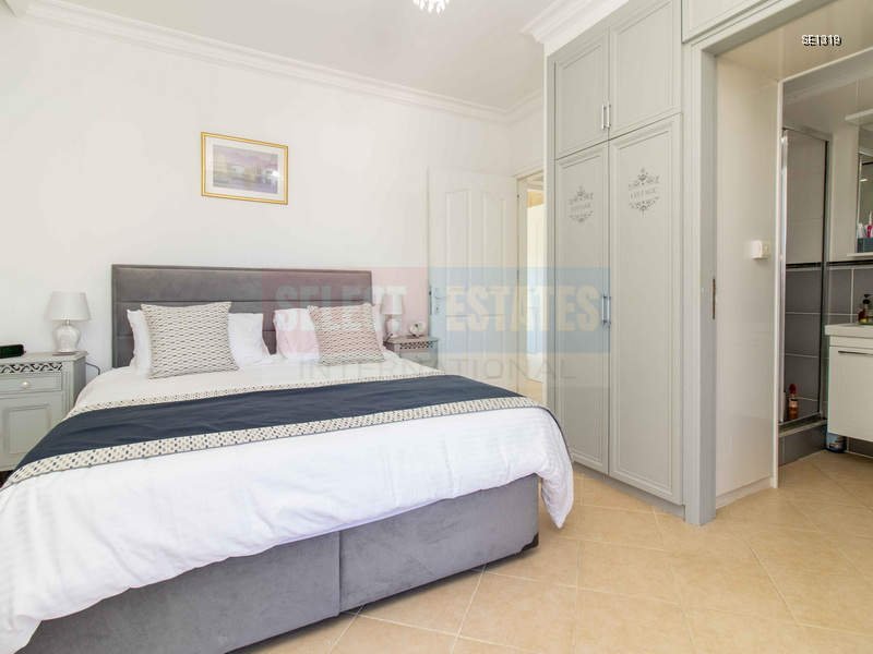 Detached Villa with Pool in Karşıyaka, North Cyprus