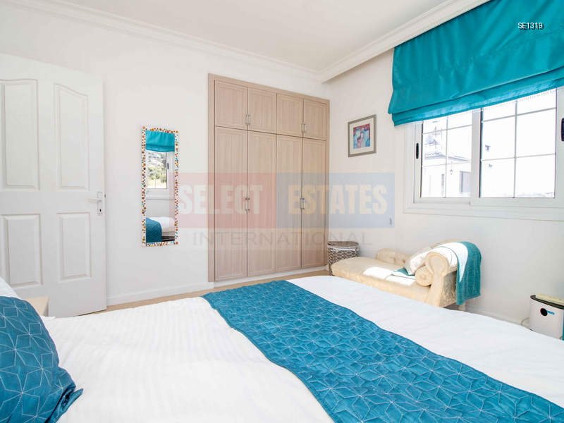 Detached Villa with Pool in Karşıyaka, North Cyprus