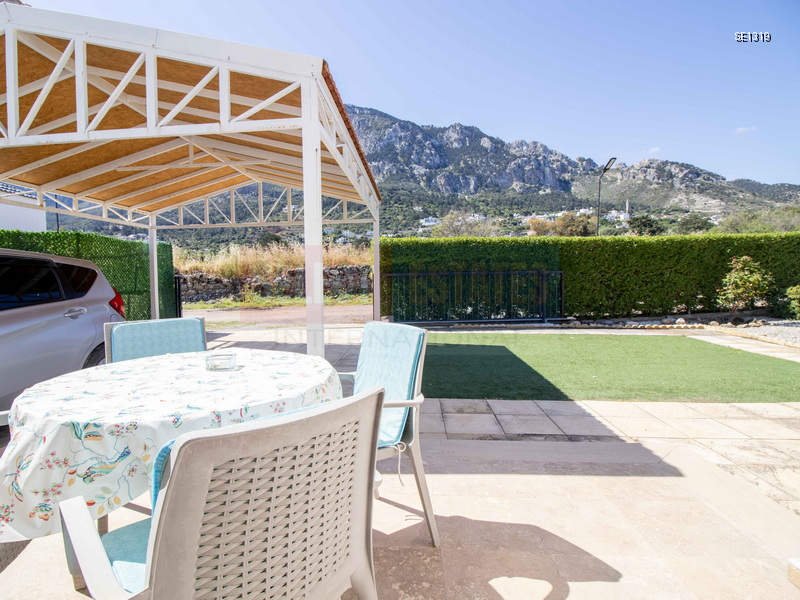 Detached Villa with Pool in Karşıyaka, North Cyprus