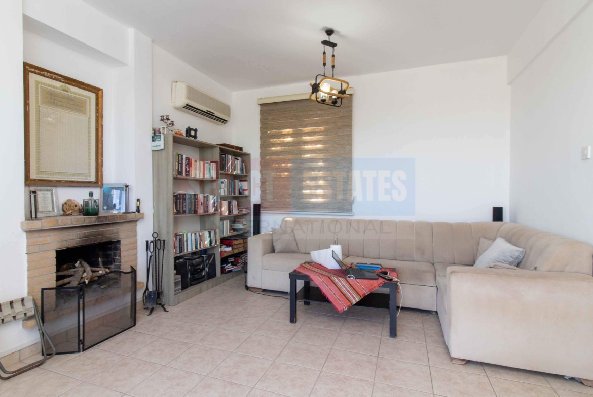 Villa with Sea View in Tatlısu, North Cyprus