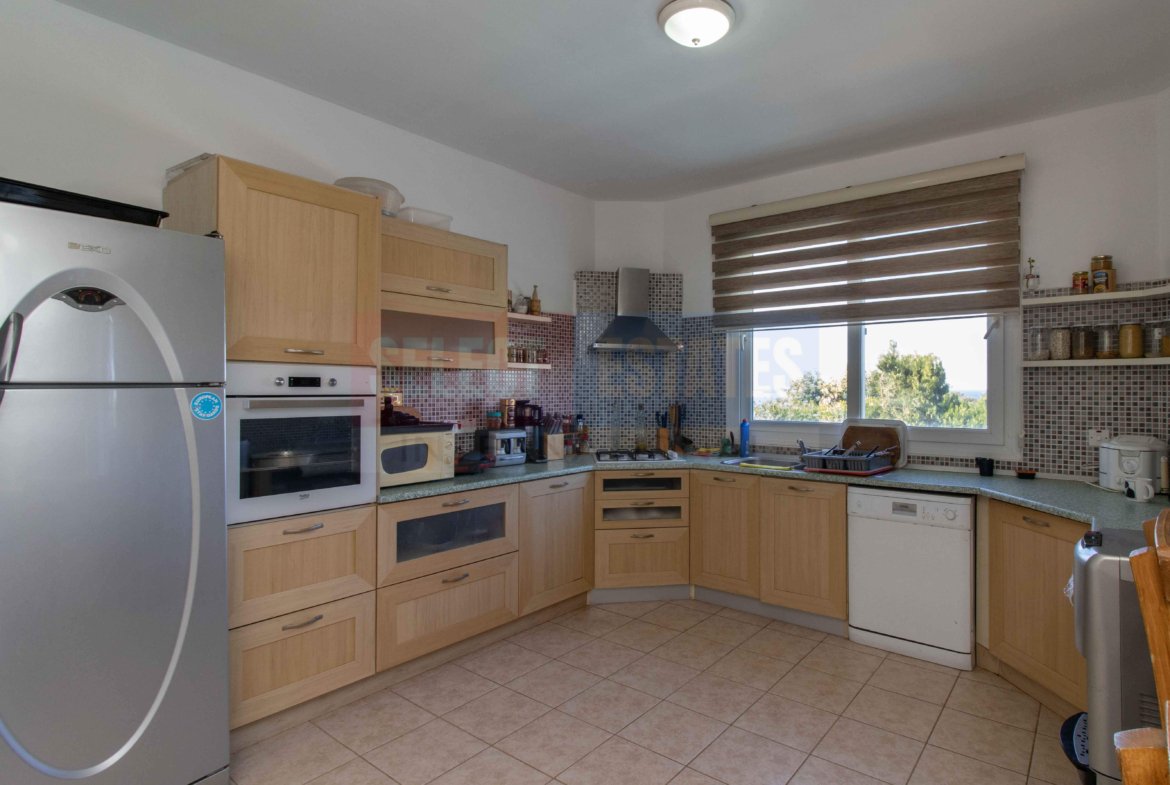 Villa with Sea View in Tatlısu, North Cyprus