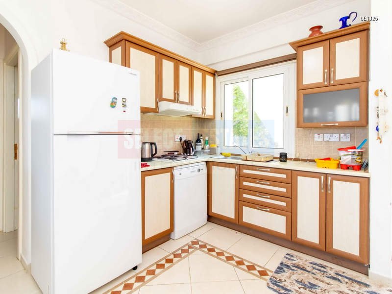 Apartment with Garden and View in Çatalköy