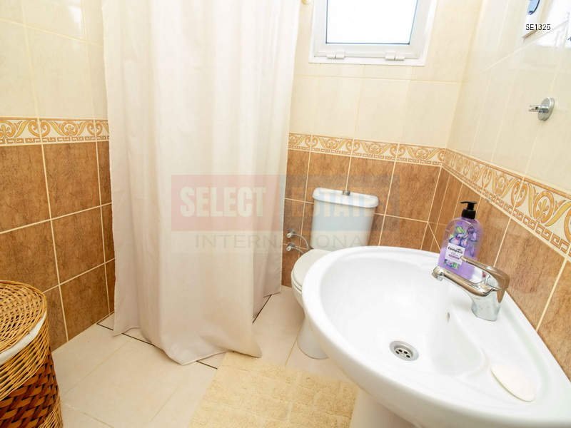 Apartment with Garden and View in Çatalköy