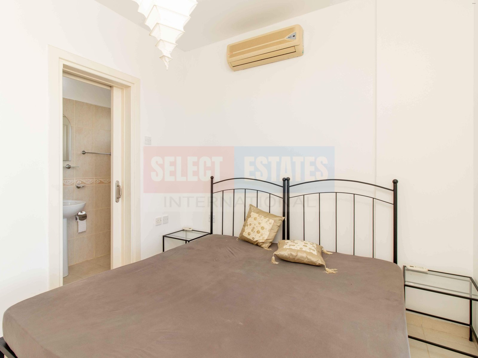 Sea View Penthouse in Çatalköy
