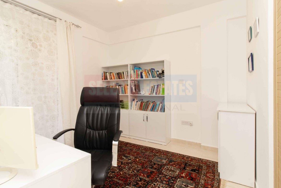 Beachfront Garden Apartment in Esentepe, North Cyprus – Turtle Bay Village