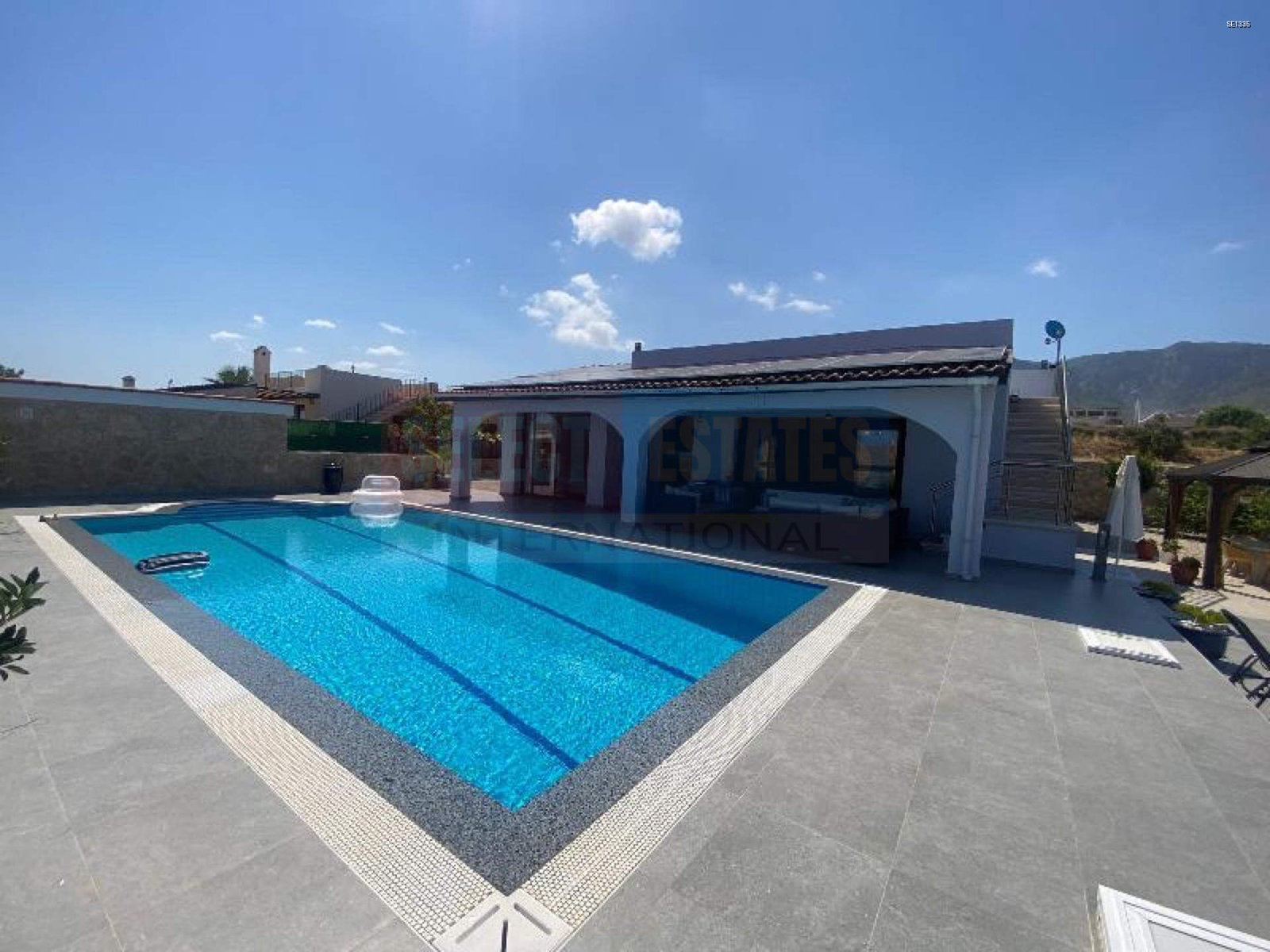 Magnificent Bungalow in Küçük Erenköy – bahceli