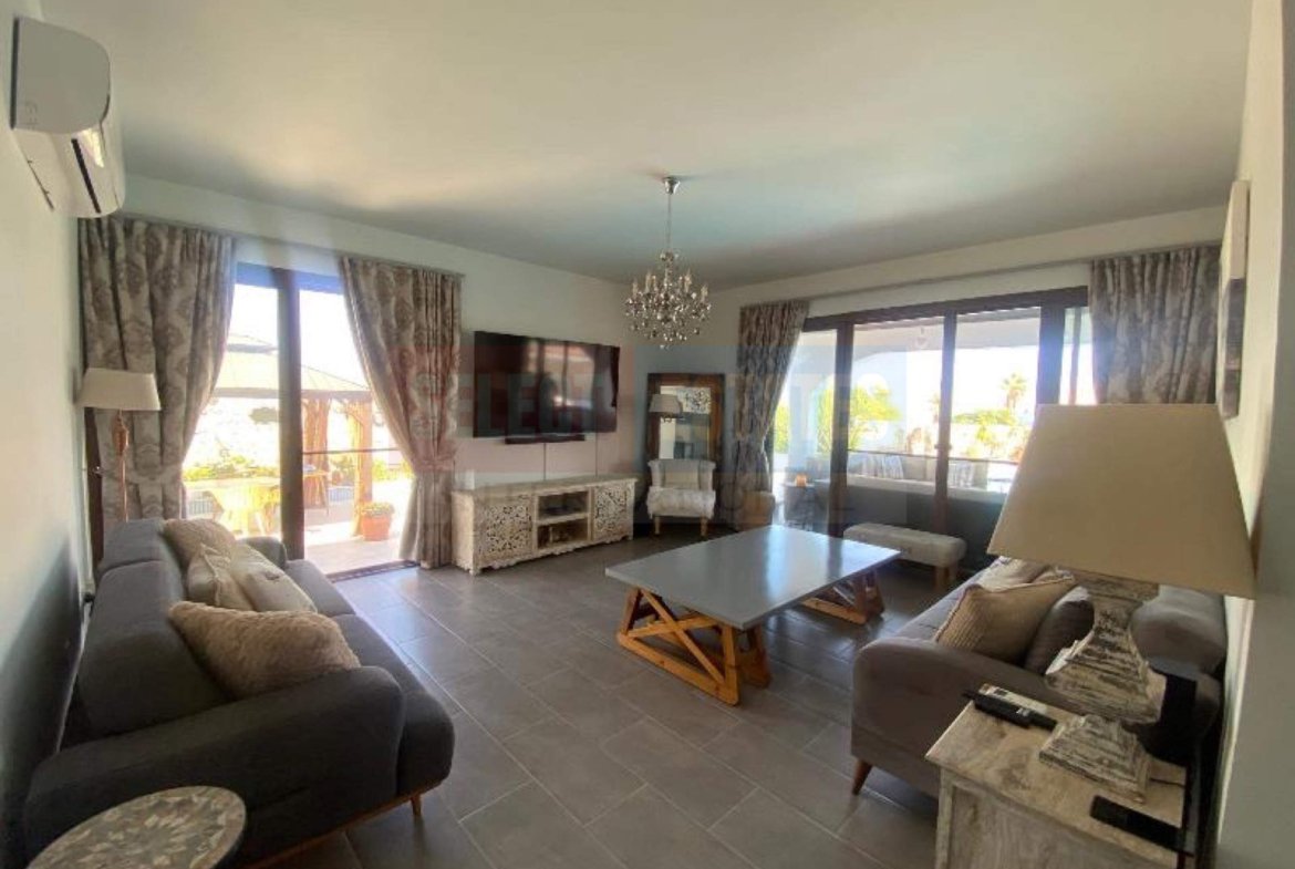 Magnificent Bungalow in Küçük Erenköy – bahceli