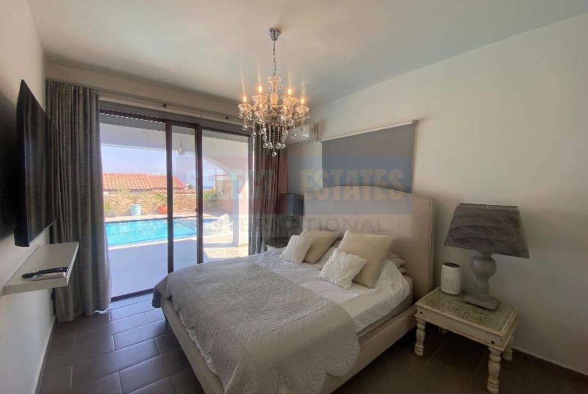 Magnificent Bungalow in Küçük Erenköy – bahceli