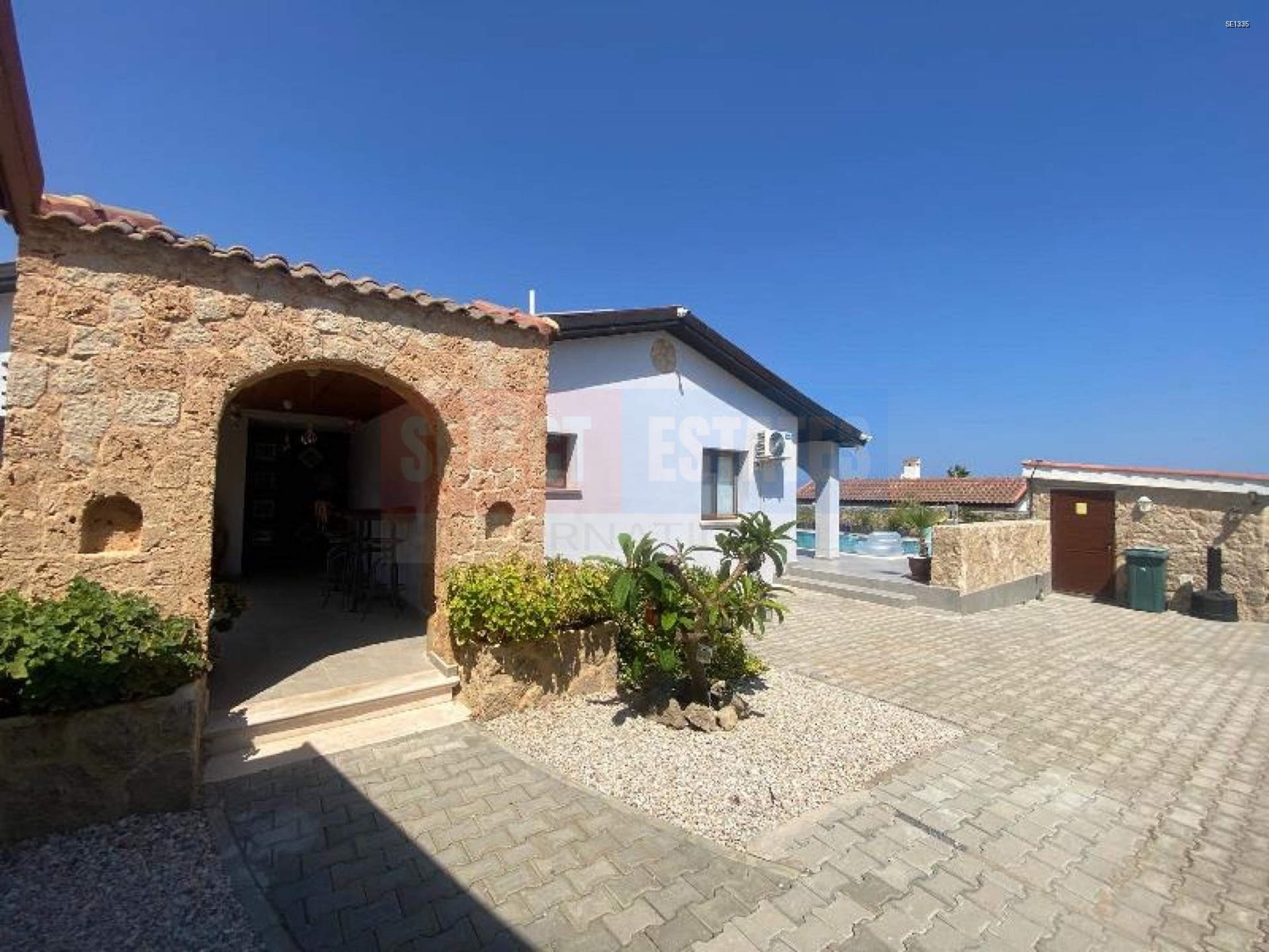 Magnificent Bungalow in Küçük Erenköy – bahceli