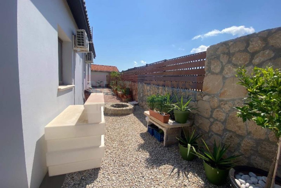 Magnificent Bungalow in Küçük Erenköy – bahceli