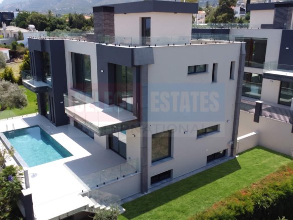 Luxury 4-Bedroom Villa for Sale in Bellapais, North Cyprus