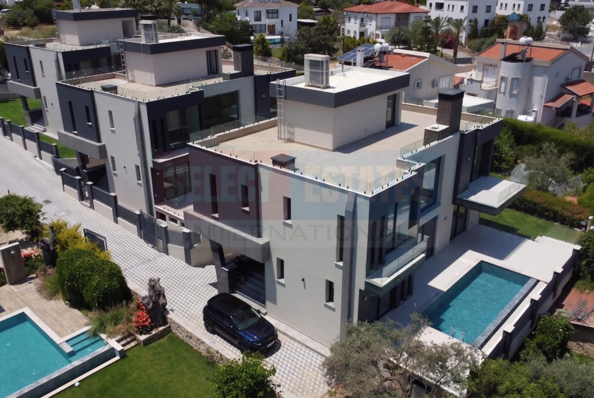 Luxury 4-Bedroom Villa for Sale in Bellapais, North Cyprus
