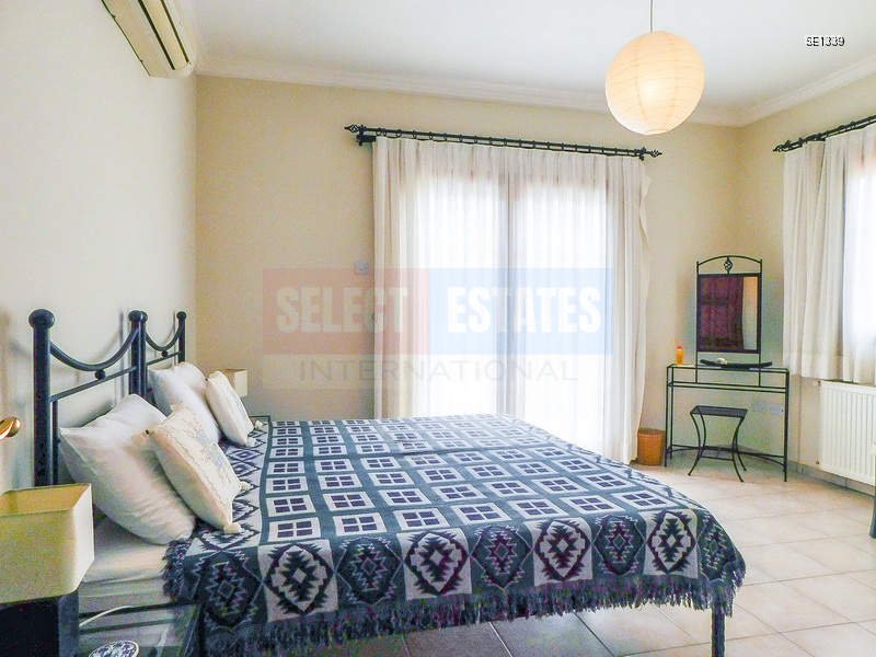 3-Bedroom Villa for Sale in Bellapais | Private Pool |