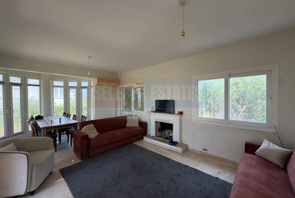 Karşıyaka Girne Rental Villa with Pool