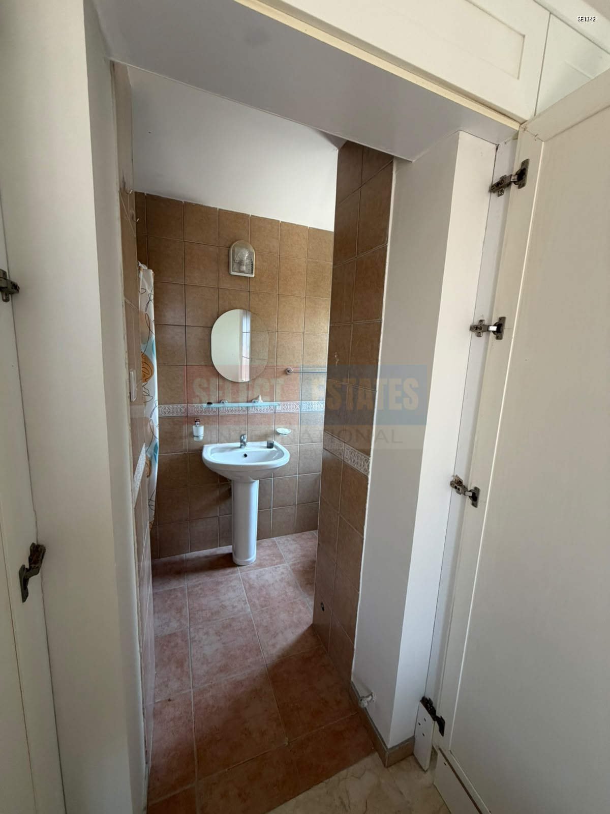 SE1342_007 Karşıyaka Girne Rental Villa with Pool