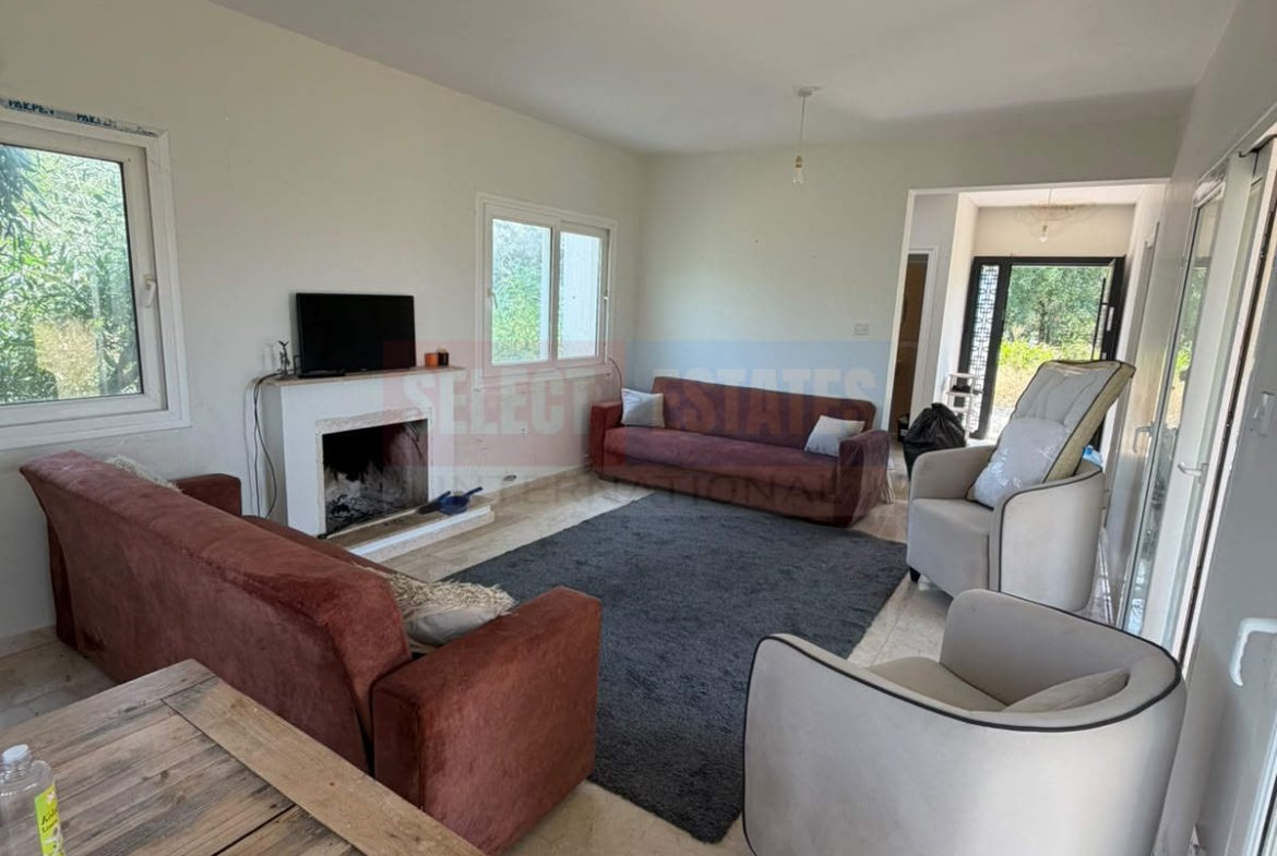 Karşıyaka Girne Rental Villa with Pool