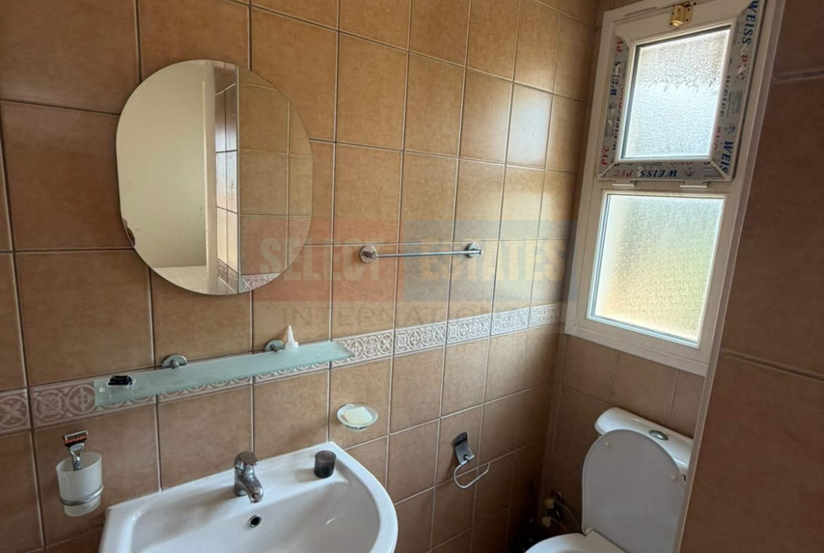 Karşıyaka Girne Rental Villa with Pool