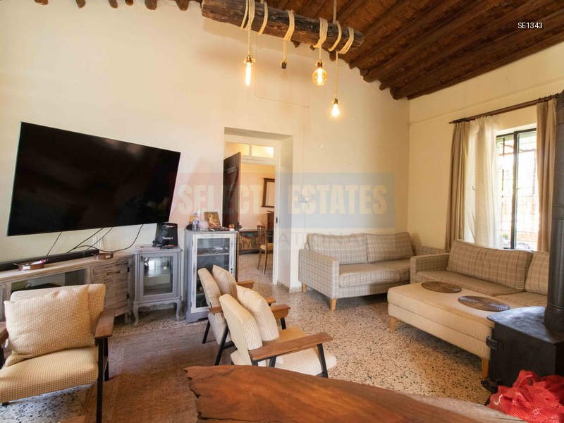 Traditional Stone Bungalow in Esentepe