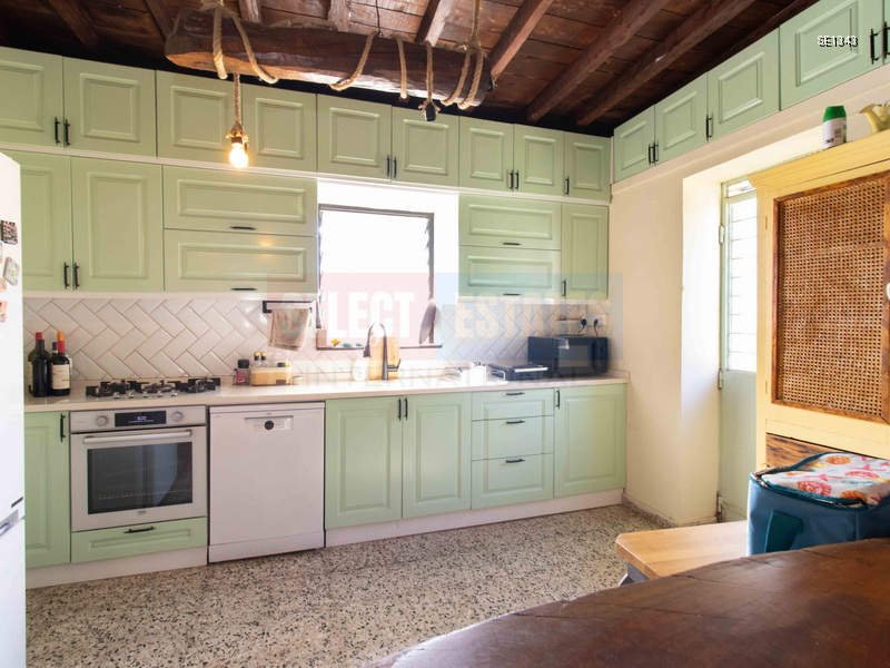 Traditional Stone Bungalow in Esentepe